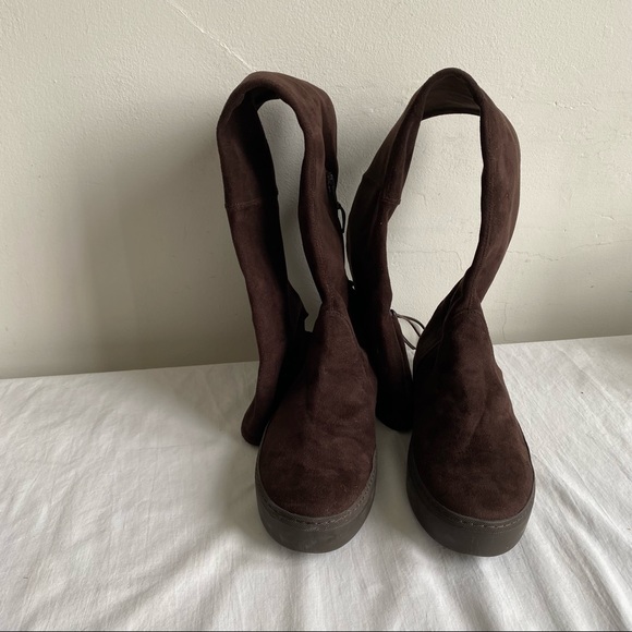 Stuart Weitzman Dark Brown Stretch Suede Over The Knee Boots - Picture 4 of 15